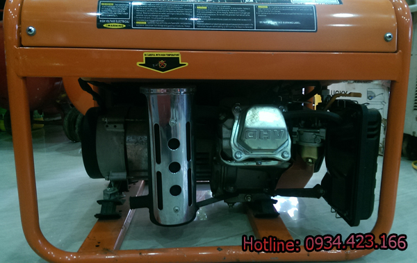 máy phát điện gia đình SD4500r 3