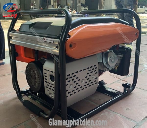 may-phat-dien-chay-xang-5kw-huspanda-h6600-2