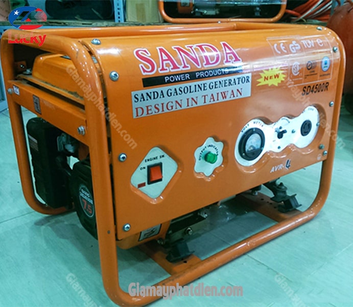 may-phat-dien-chay-xang-3kw-sanda-6