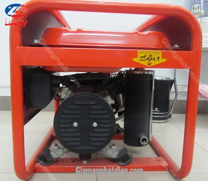 may-phat-dien-mini-2.2kw-sanda-sd3200r-3